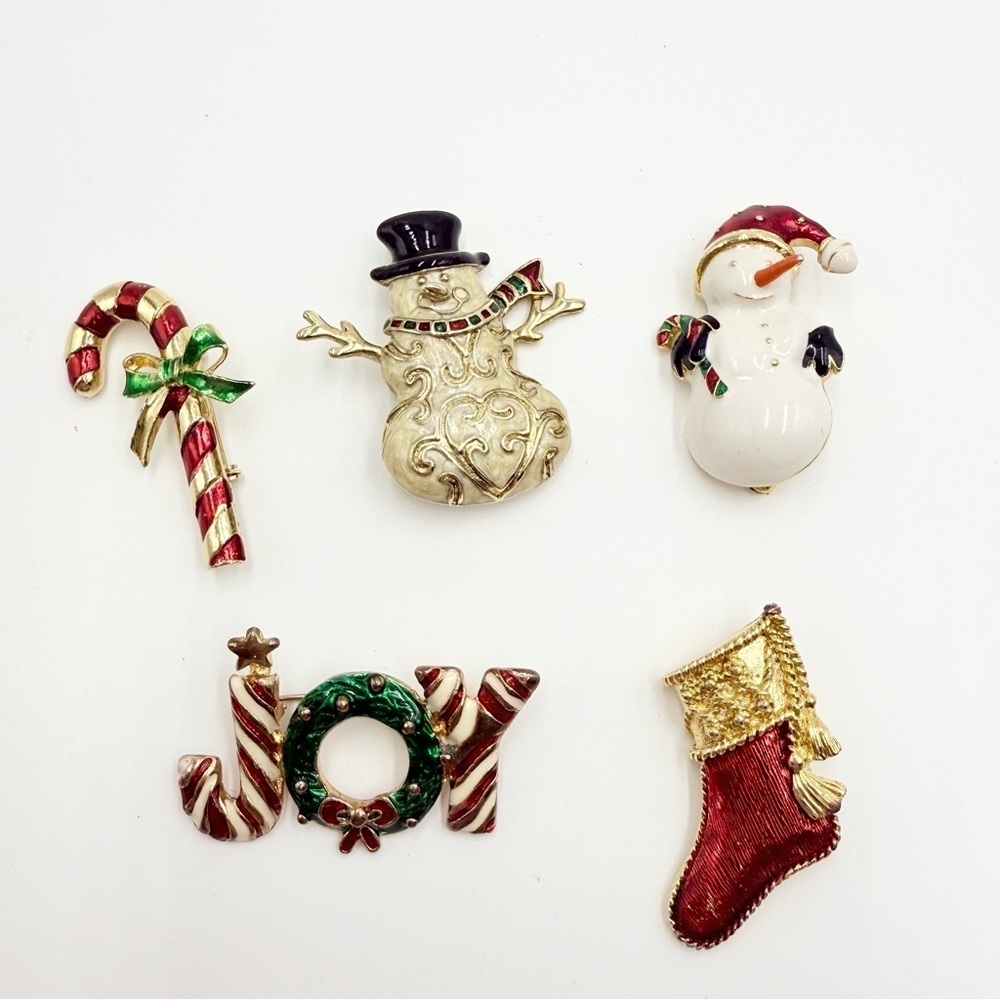 Vintage 5 Sets Christmas Themed Enamel Gerry’s Signed Brooches